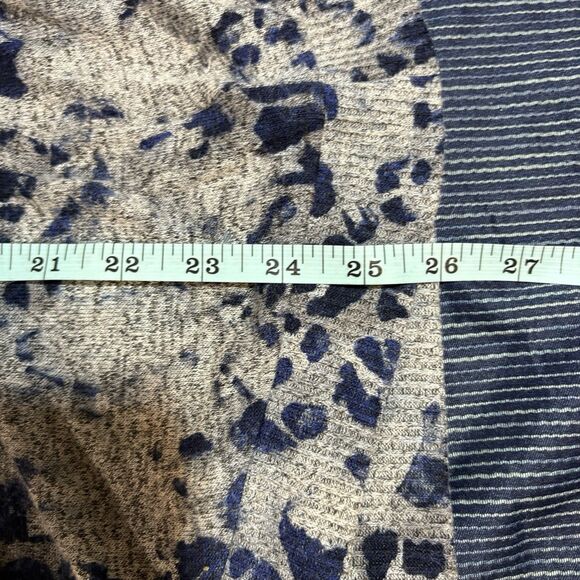 Peace and Pearl Womens L Gray Blue Animal Print Cowl Neck Sweater Boho Cozy - Picture 6 of 7